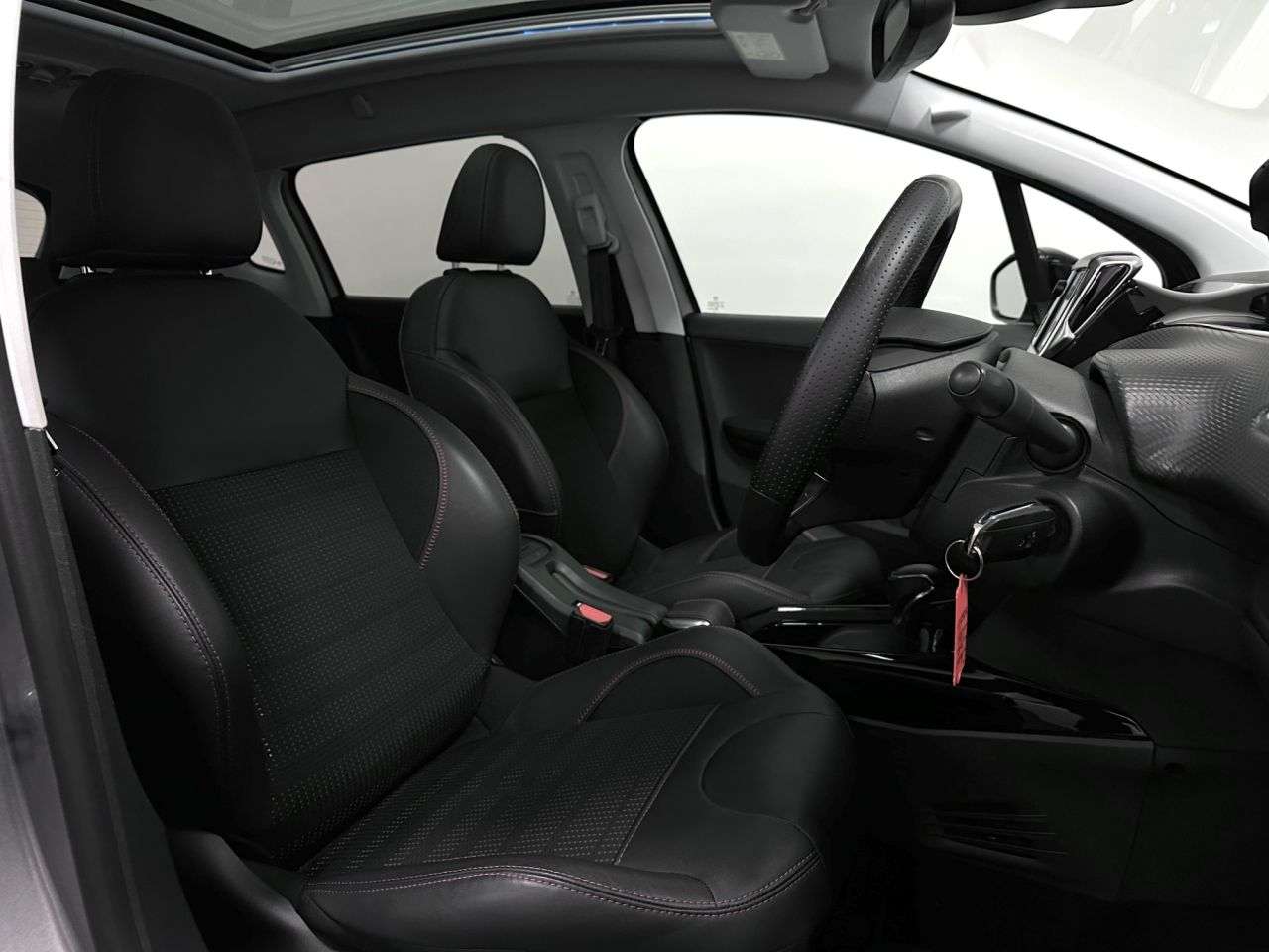 2019 PEUGEOT 2008 2019 PEUGEOT 2008