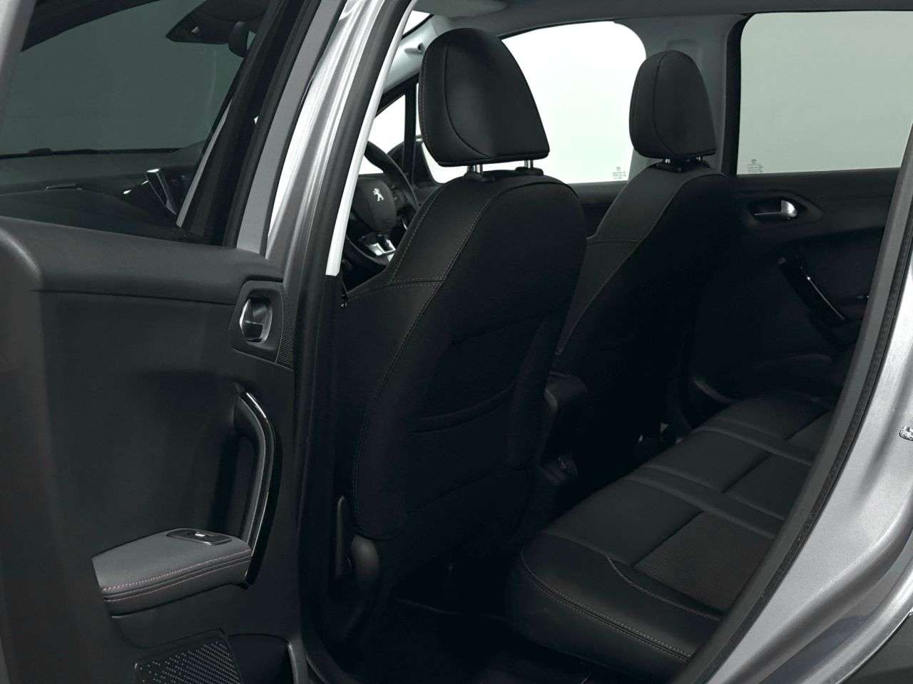 2019 PEUGEOT 2008 2019 PEUGEOT 2008