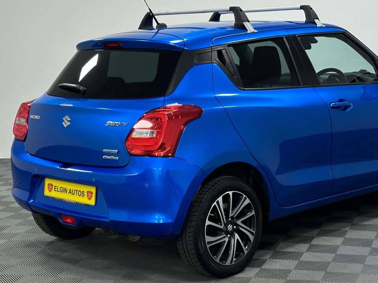 2022 SUZUKI SWIFT 2022 SUZUKI SWIFT