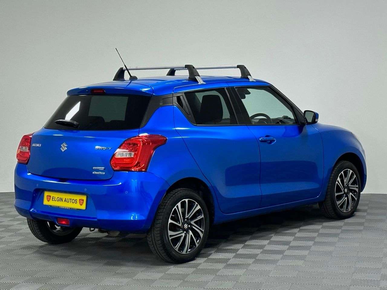 2022 SUZUKI SWIFT 2022 SUZUKI SWIFT