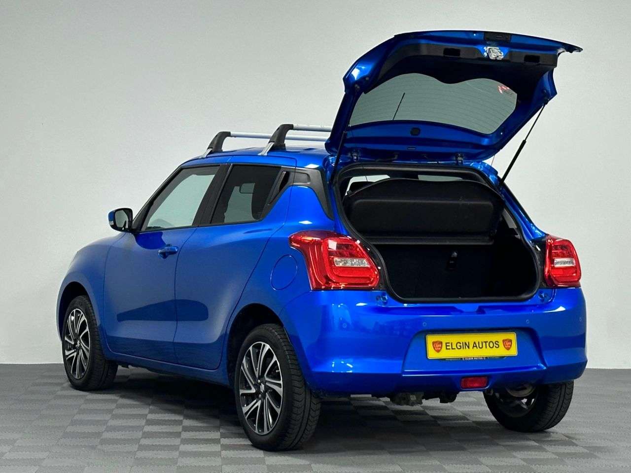 2022 SUZUKI SWIFT 2022 SUZUKI SWIFT