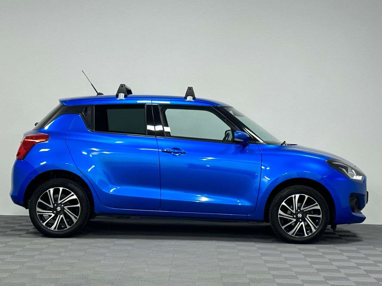 2022 SUZUKI SWIFT 2022 SUZUKI SWIFT