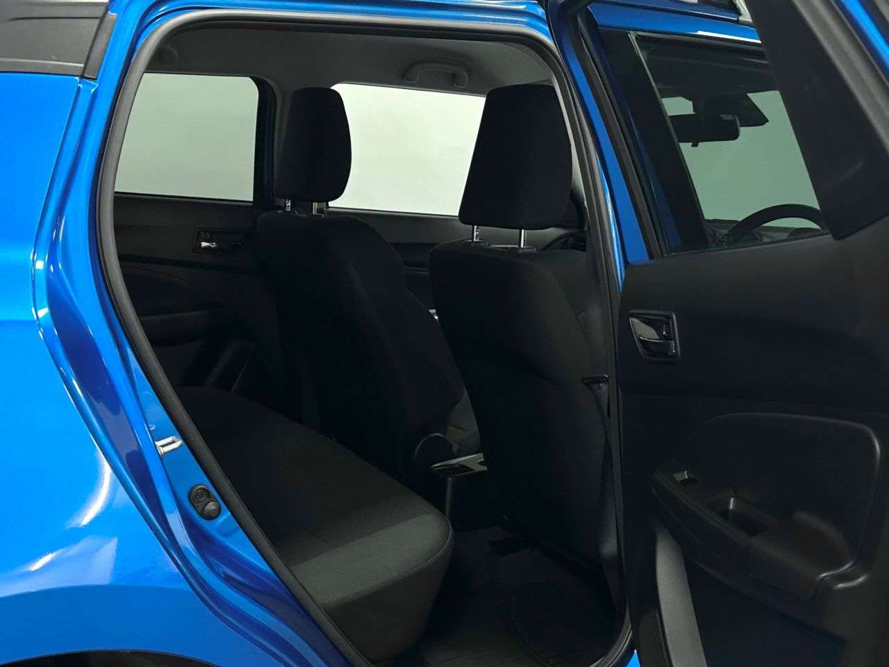 2022 SUZUKI SWIFT 2022 SUZUKI SWIFT