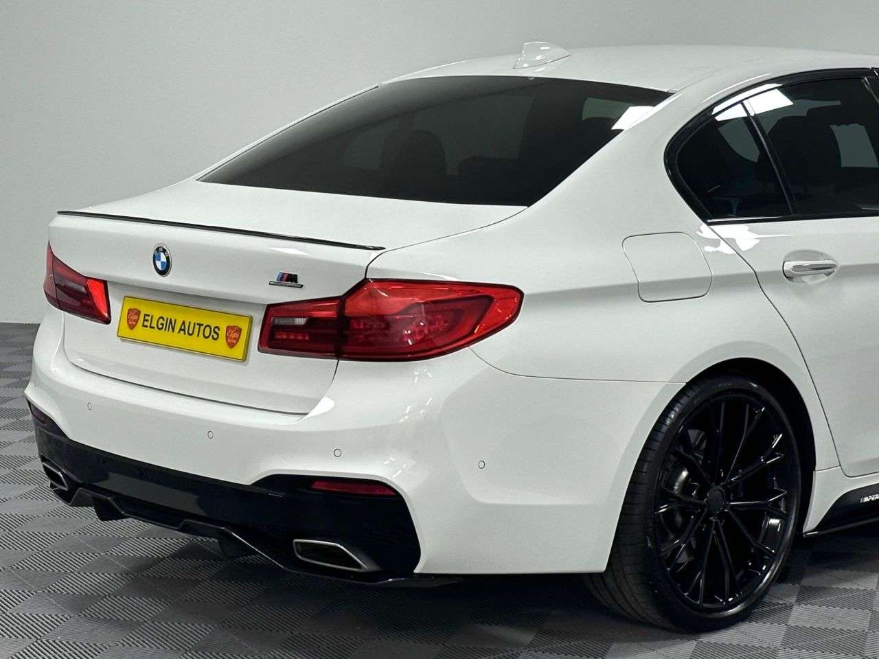 2018 BMW 5 SERIES 2018 BMW 5 SERIES