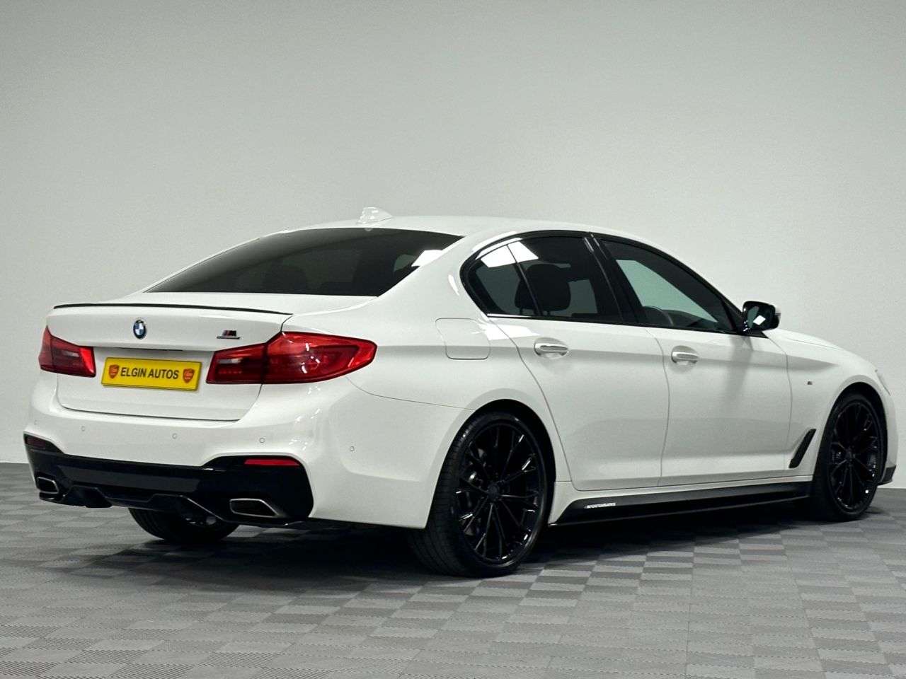 2018 BMW 5 SERIES 2018 BMW 5 SERIES