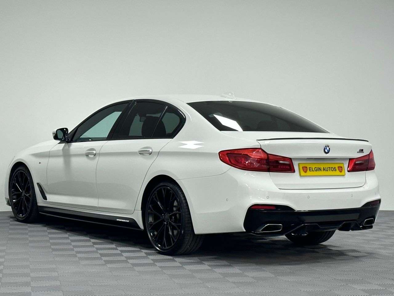 2018 BMW 5 SERIES 2018 BMW 5 SERIES