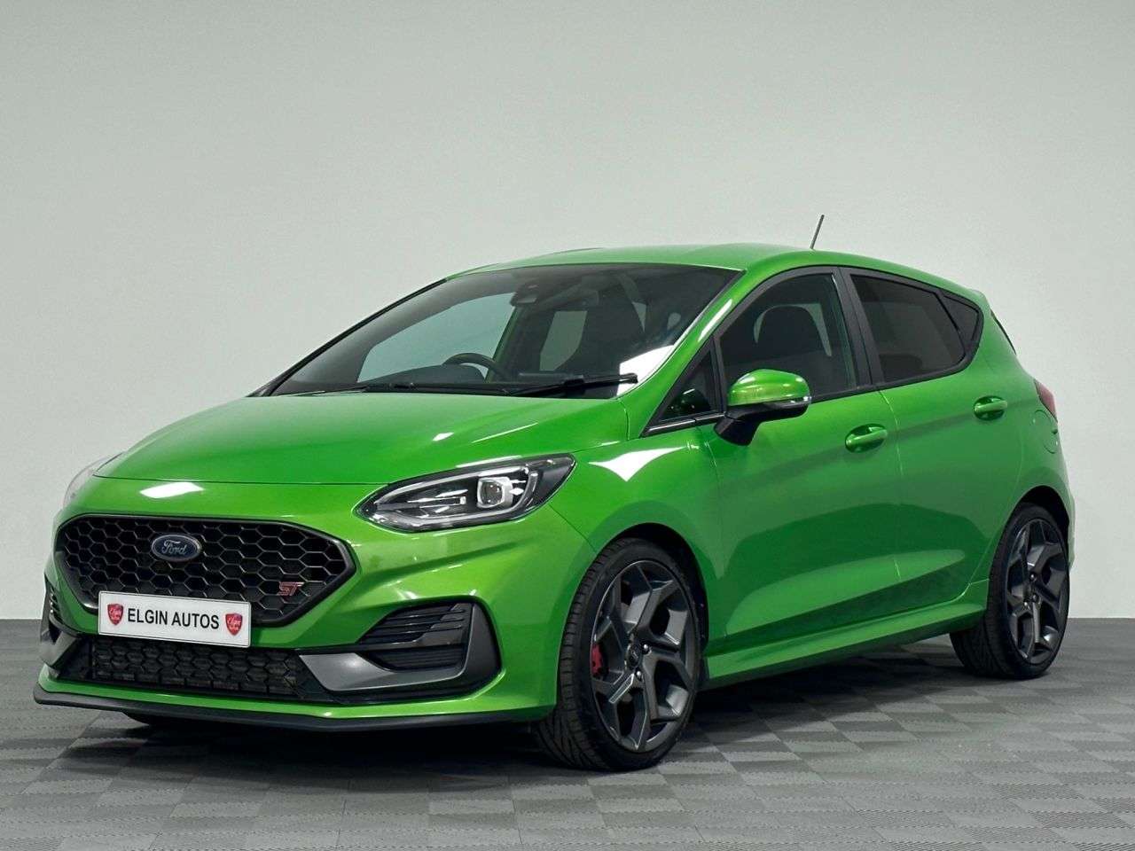 A 2022 FORD FIESTA ST-3 1.5T EcoBoost ( 200 bhp ) A 2022 FORD FIESTA ST-3 1.5T EcoBoost ( 200 bhp )