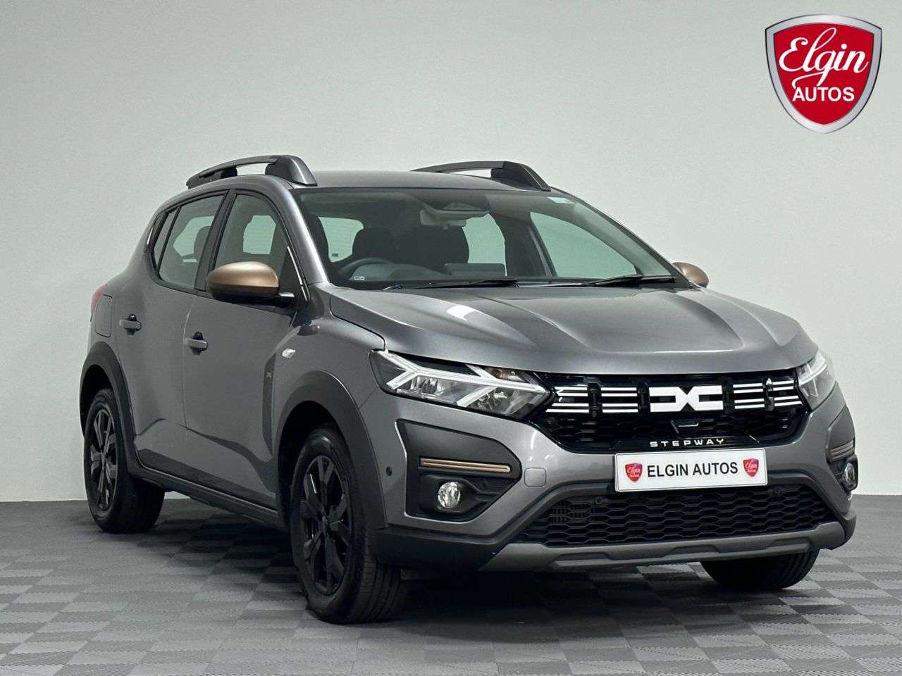 A 2024 DACIA SANDERO STEPWAY Extreme 1.0 TCe ( 90 bhp ) A 2024 DACIA SANDERO STEPWAY Extreme 1.0 TCe ( 90 bhp )