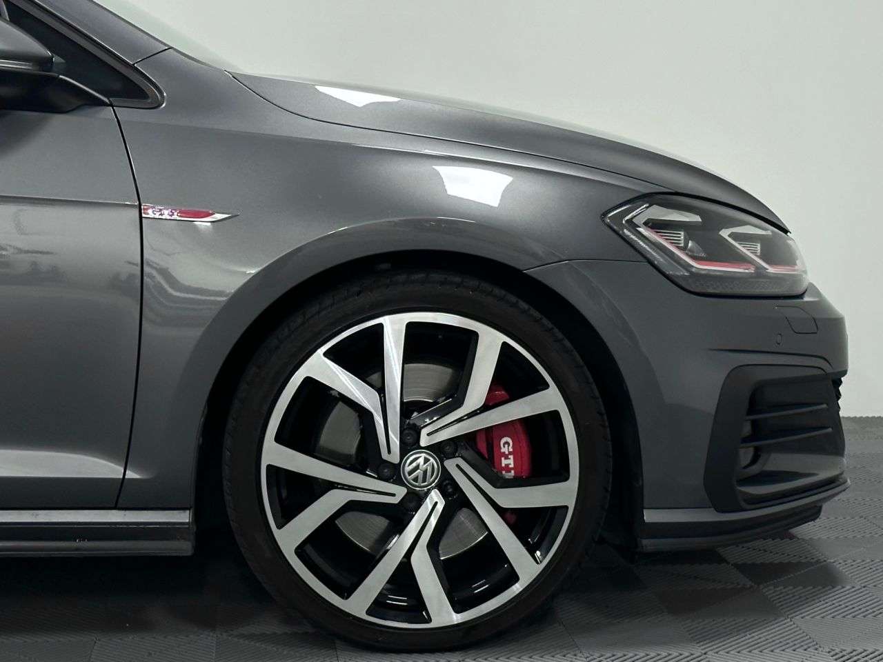 2019 VOLKSWAGEN GOLF 2019 VOLKSWAGEN GOLF