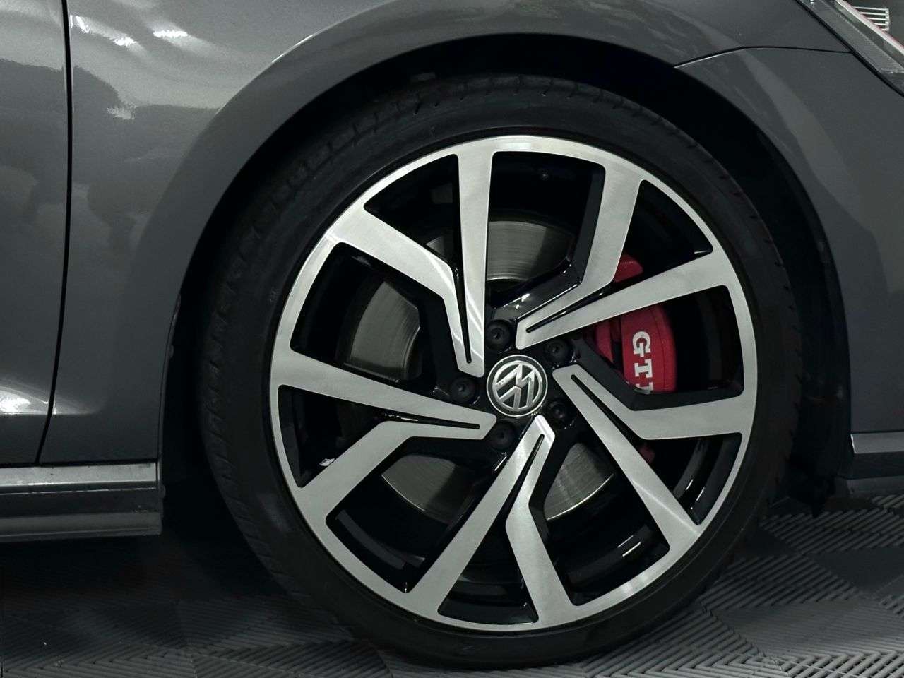 2019 VOLKSWAGEN GOLF 2019 VOLKSWAGEN GOLF