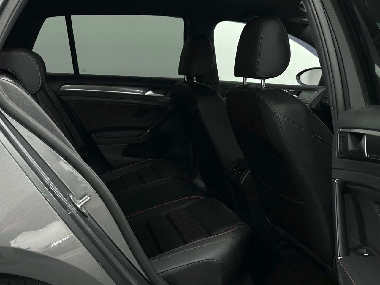 2019 VOLKSWAGEN GOLF 2019 VOLKSWAGEN GOLF