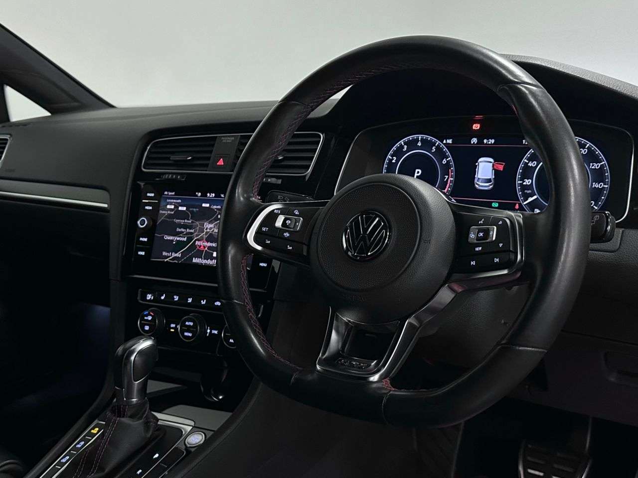 A 2019 VOLKSWAGEN GOLF GTI Performance 2.0 TSI DSG ( 245 bhp ) A 2019 VOLKSWAGEN GOLF GTI Performance 2.0 TSI DSG ( 245 bhp )