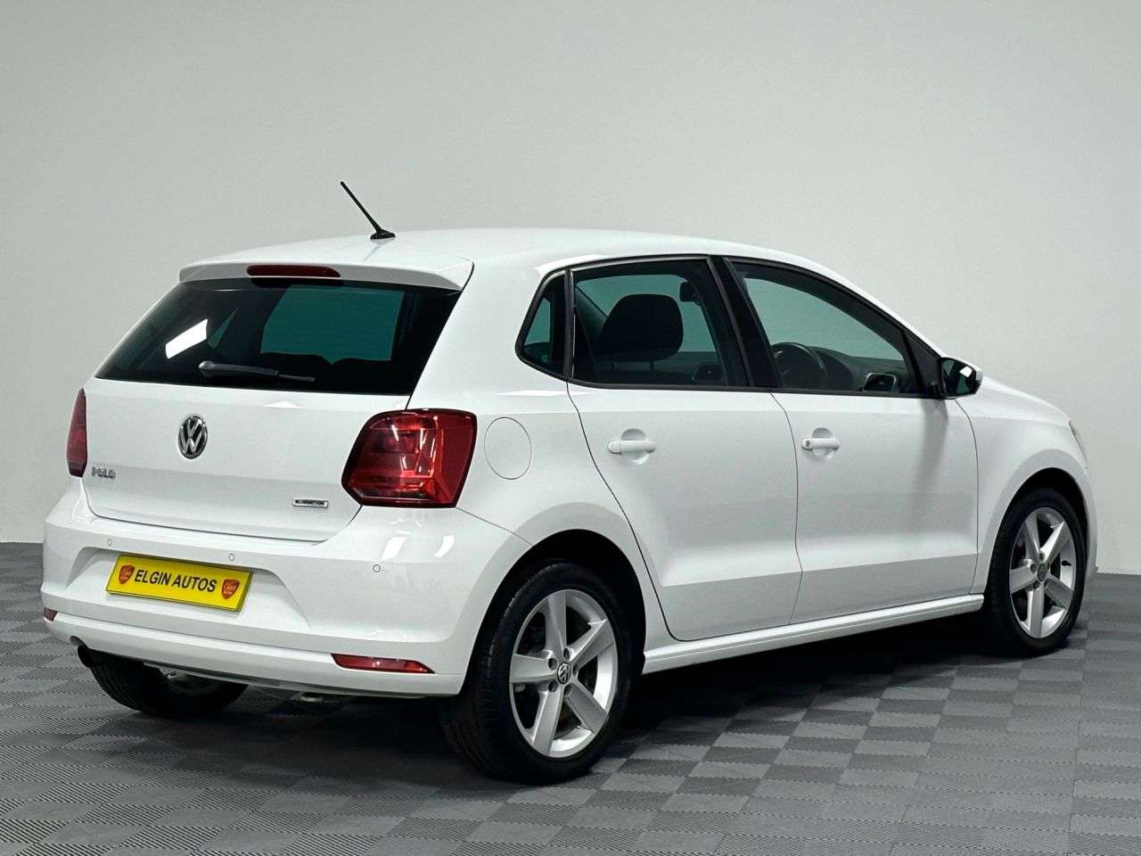 2015 VOLKSWAGEN POLO 2015 VOLKSWAGEN POLO