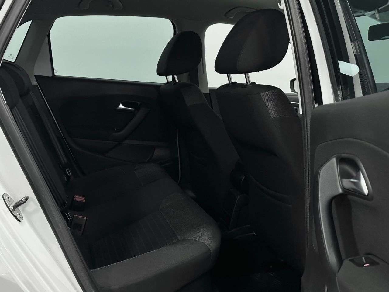 2015 VOLKSWAGEN POLO 2015 VOLKSWAGEN POLO