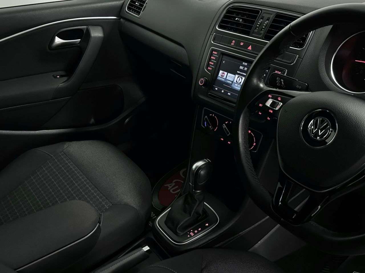 2015 VOLKSWAGEN POLO 2015 VOLKSWAGEN POLO