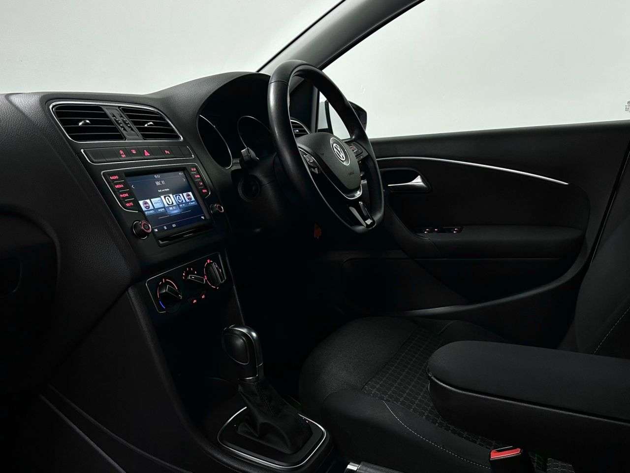 2015 VOLKSWAGEN POLO 2015 VOLKSWAGEN POLO