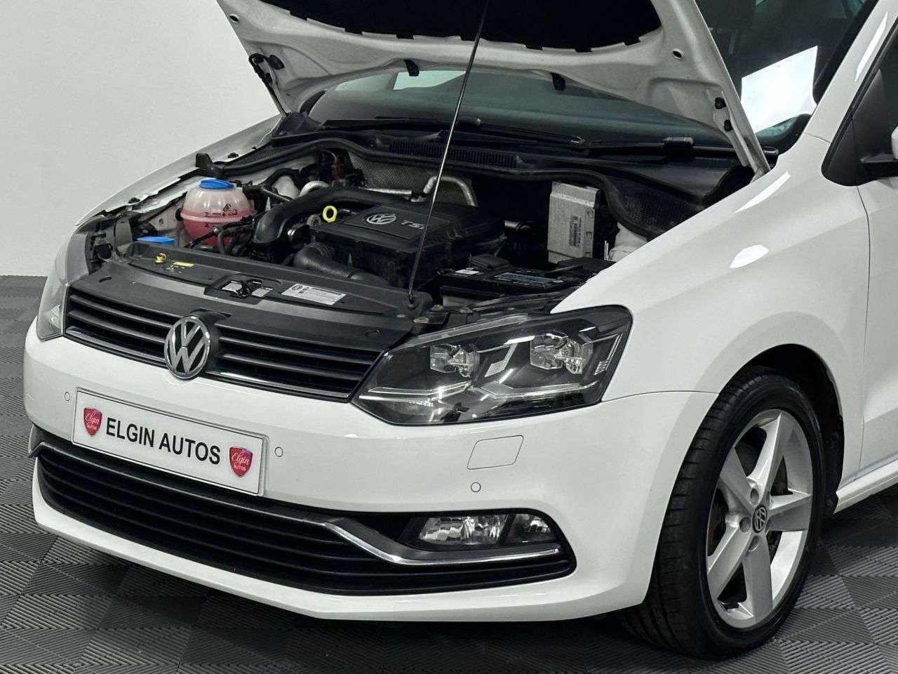 2015 VOLKSWAGEN POLO 2015 VOLKSWAGEN POLO