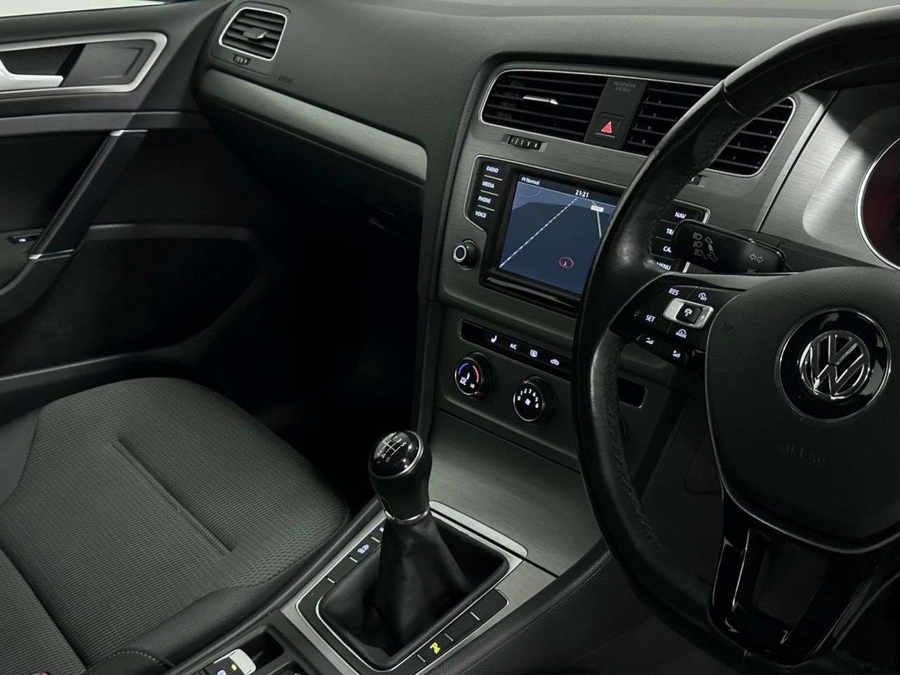 2016 VOLKSWAGEN GOLF 2016 VOLKSWAGEN GOLF