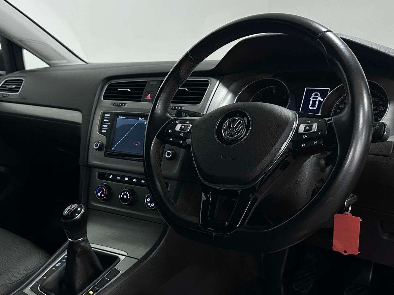 A 2016 VOLKSWAGEN GOLF Match Edition 2.0 TDI ( 150 bhp ) A 2016 VOLKSWAGEN GOLF Match Edition 2.0 TDI ( 150 bhp )