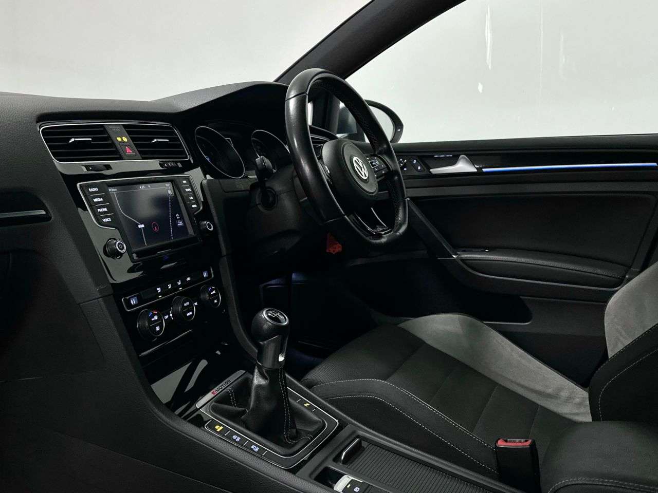 2016 VOLKSWAGEN GOLF 2016 VOLKSWAGEN GOLF