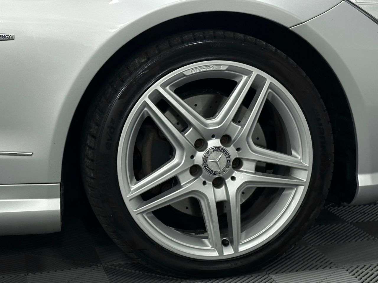 2011 MERCEDES-BENZ E-CLASS 2011 MERCEDES-BENZ E-CLASS