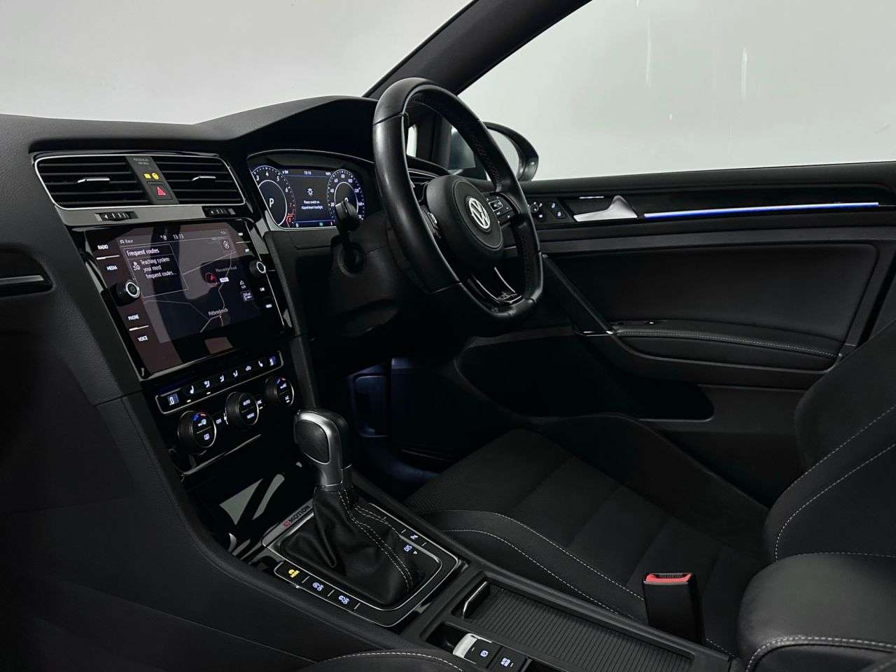 2019 VOLKSWAGEN GOLF 2019 VOLKSWAGEN GOLF