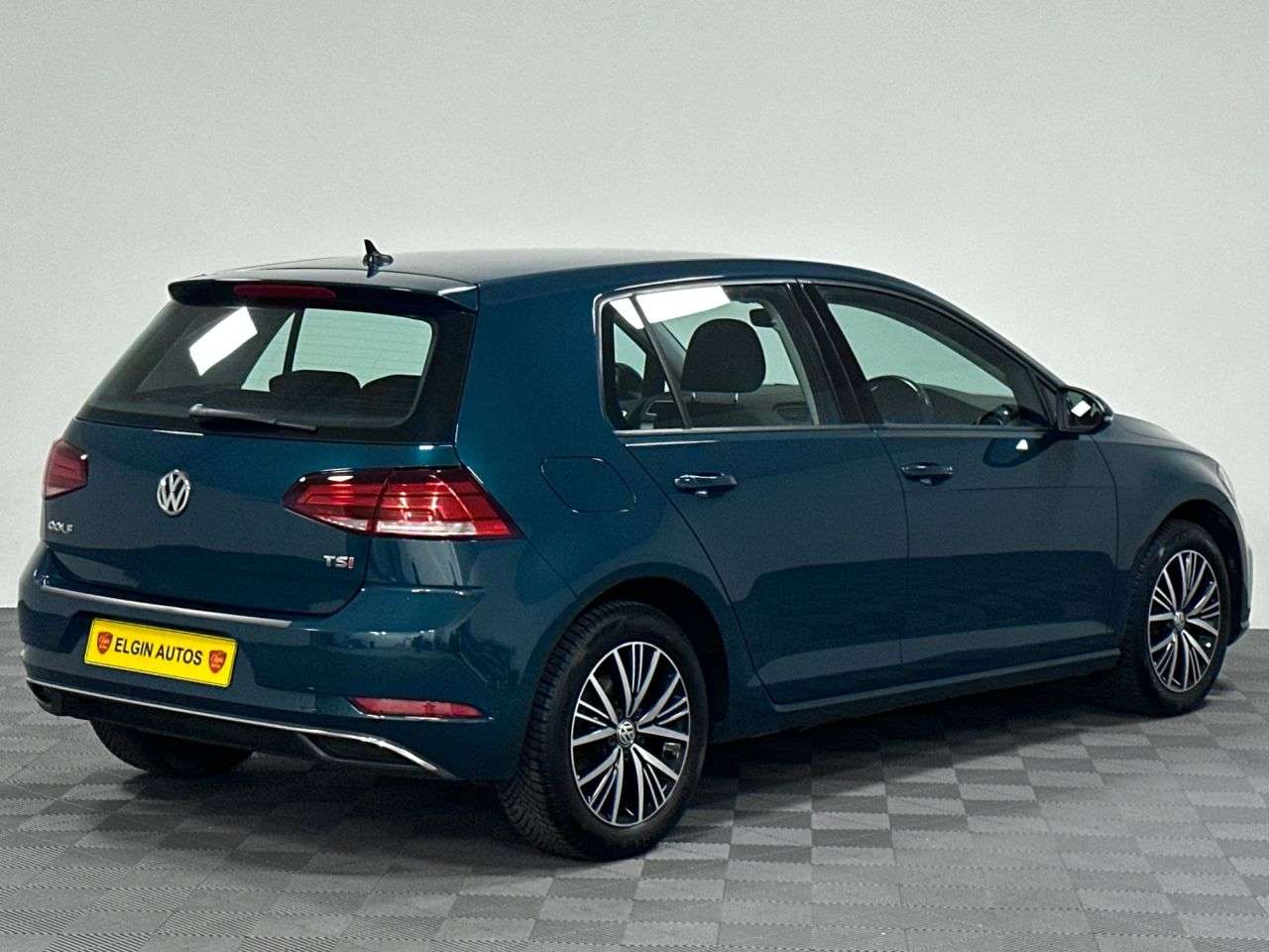 2017 VOLKSWAGEN GOLF 2017 VOLKSWAGEN GOLF