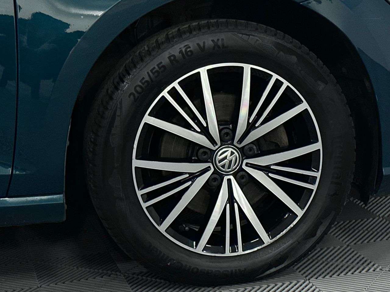 2017 VOLKSWAGEN GOLF 2017 VOLKSWAGEN GOLF