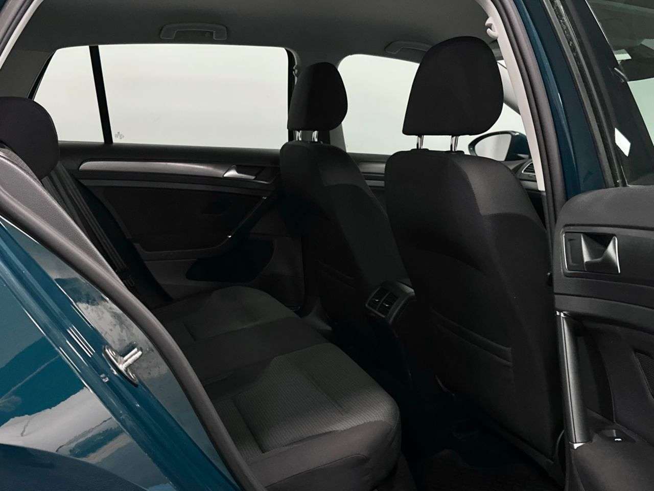 2017 VOLKSWAGEN GOLF 2017 VOLKSWAGEN GOLF