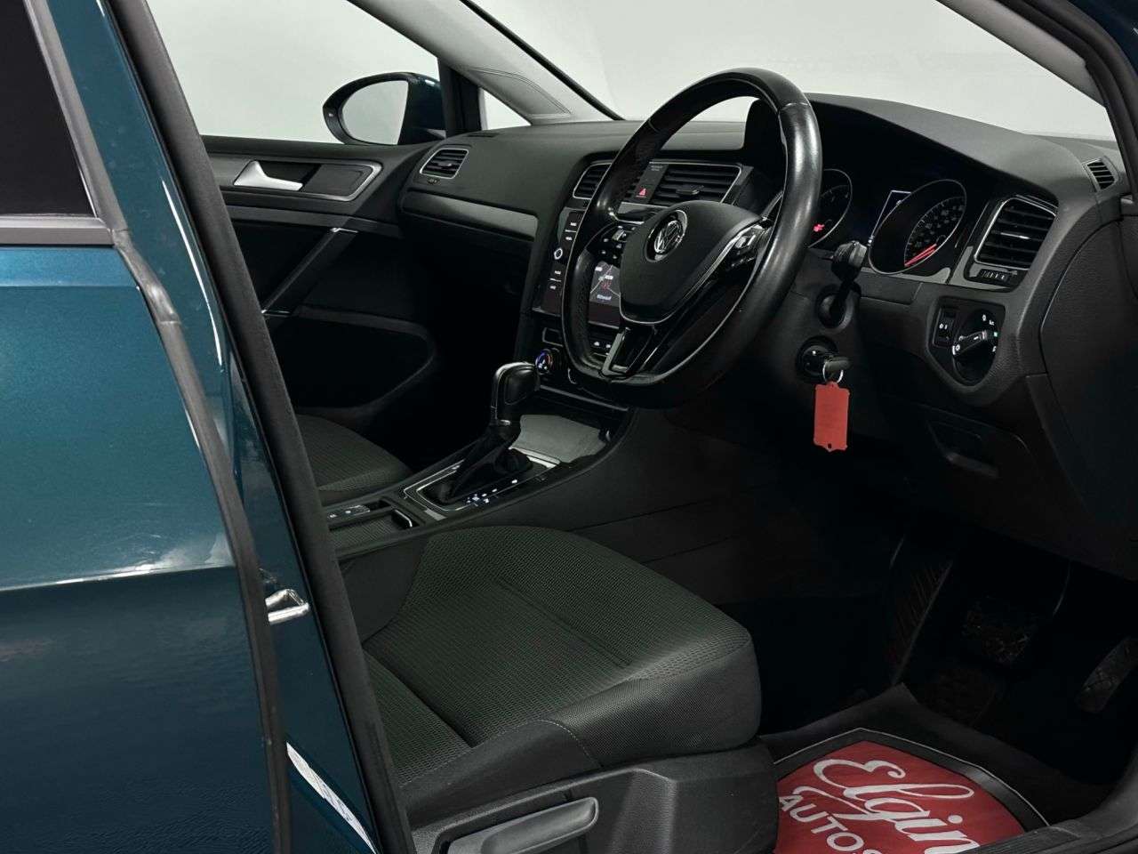 2017 VOLKSWAGEN GOLF 2017 VOLKSWAGEN GOLF