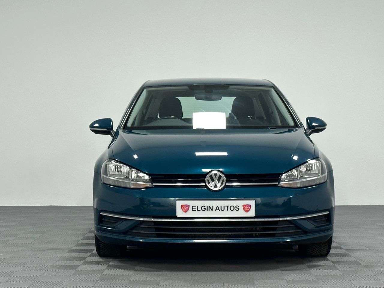 A 2017 VOLKSWAGEN GOLF SE Nav 1.4 TSI DSG ( 125 bhp ) A 2017 VOLKSWAGEN GOLF SE Nav 1.4 TSI DSG ( 125 bhp )