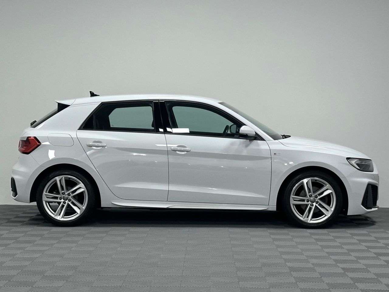 2019 AUDI A1 2019 AUDI A1
