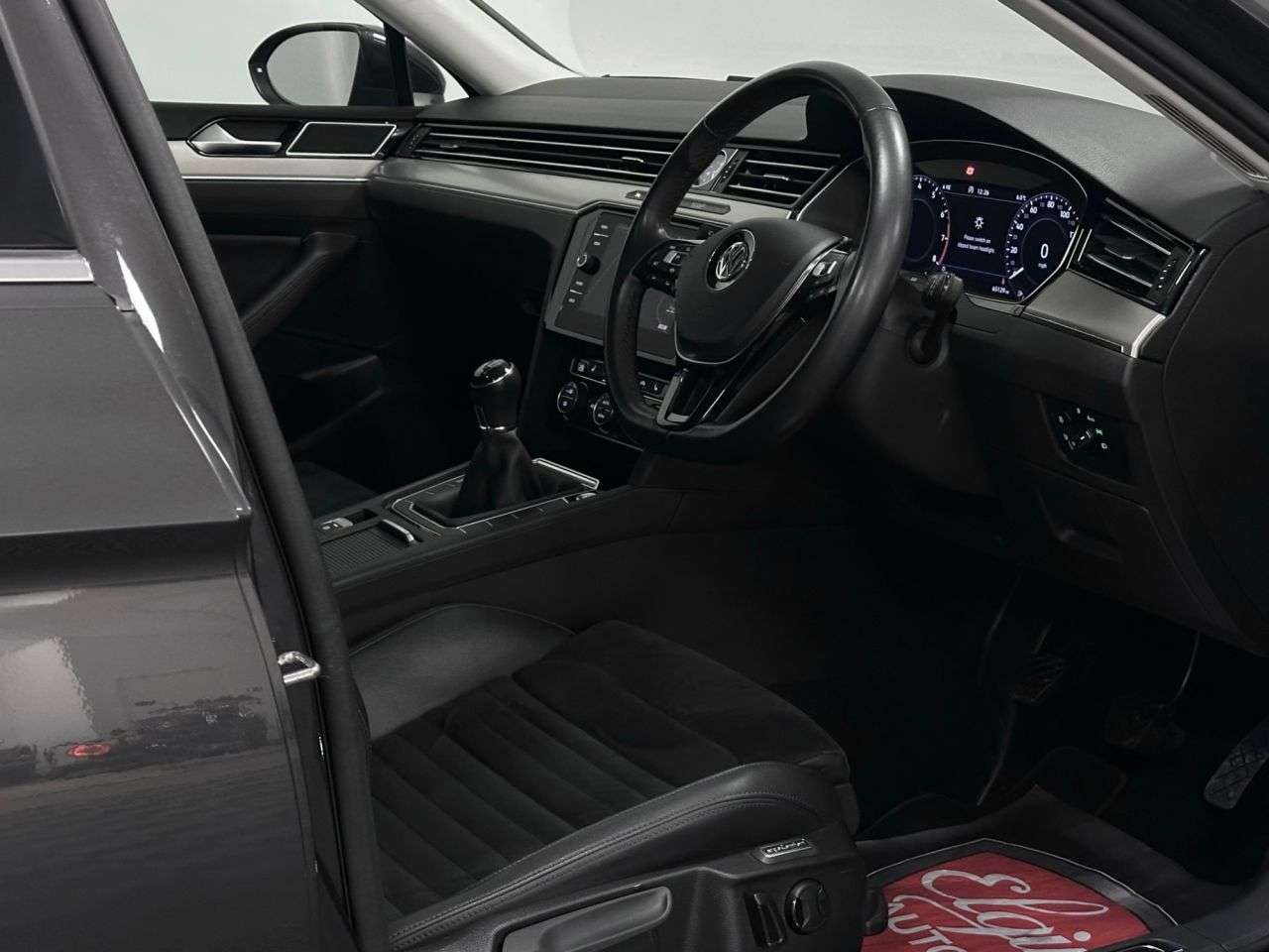 2019 VOLKSWAGEN PASSAT 2019 VOLKSWAGEN PASSAT