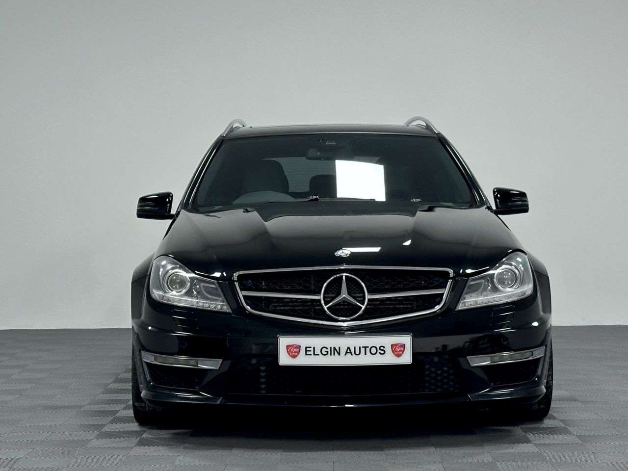 A 2013 MERCEDES-BENZ C-CLASS C63 AMG Estate 6.3 V8 MCT ( 457 bhp ) A 2013 MERCEDES-BENZ C-CLASS C63 AMG Estate 6.3 V8 MCT ( 457 bhp )