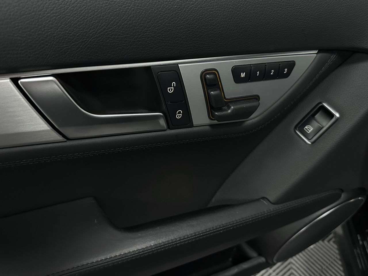 2013 MERCEDES-BENZ C-CLASS 2013 MERCEDES-BENZ C-CLASS