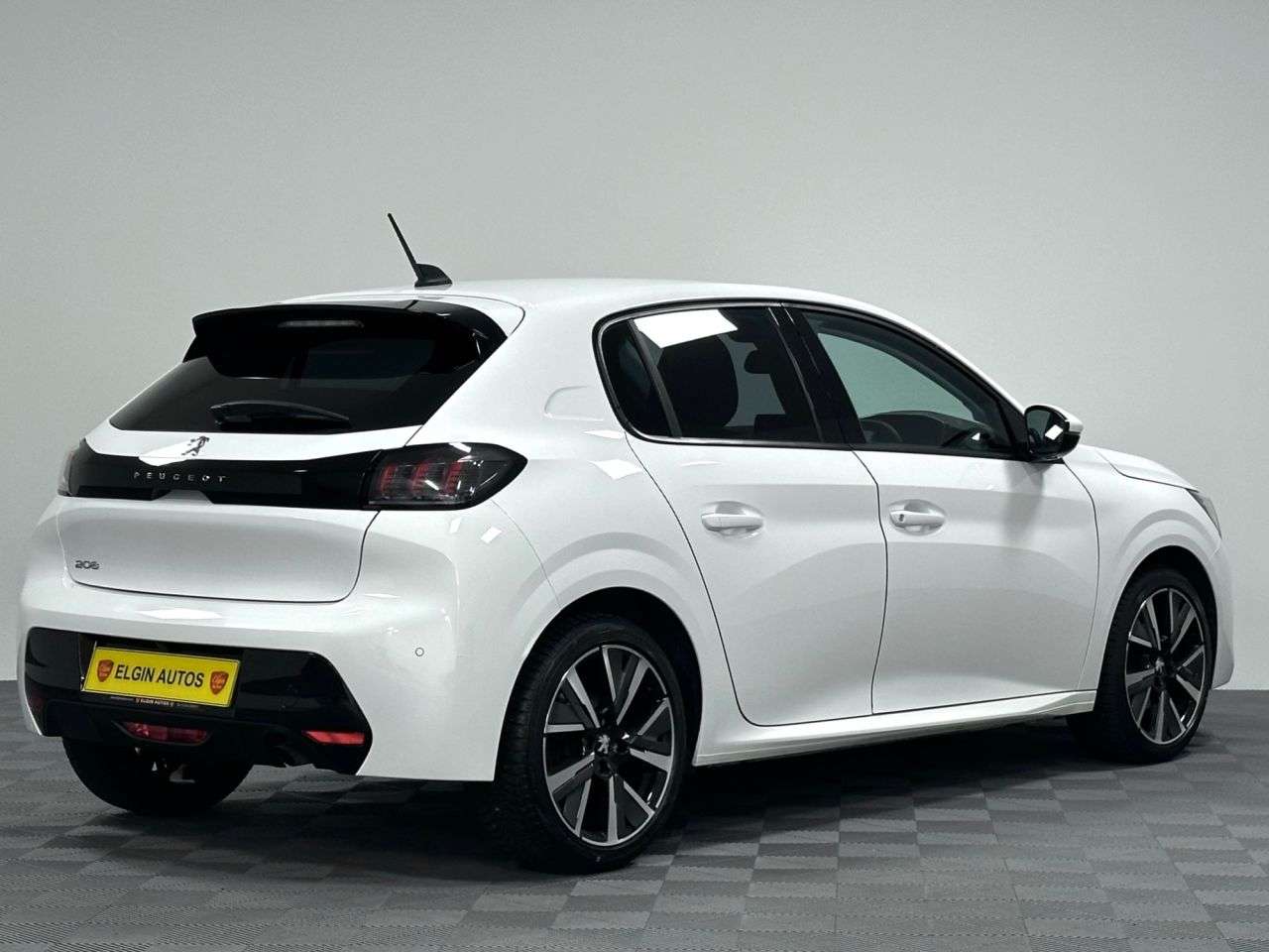 2021 PEUGEOT 208 2021 PEUGEOT 208