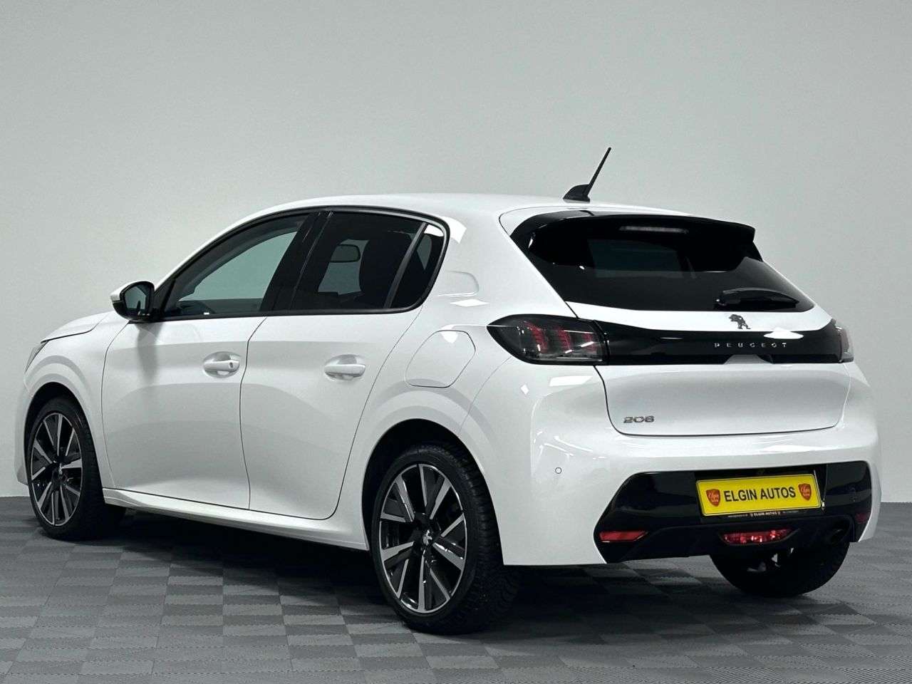 2021 PEUGEOT 208 2021 PEUGEOT 208