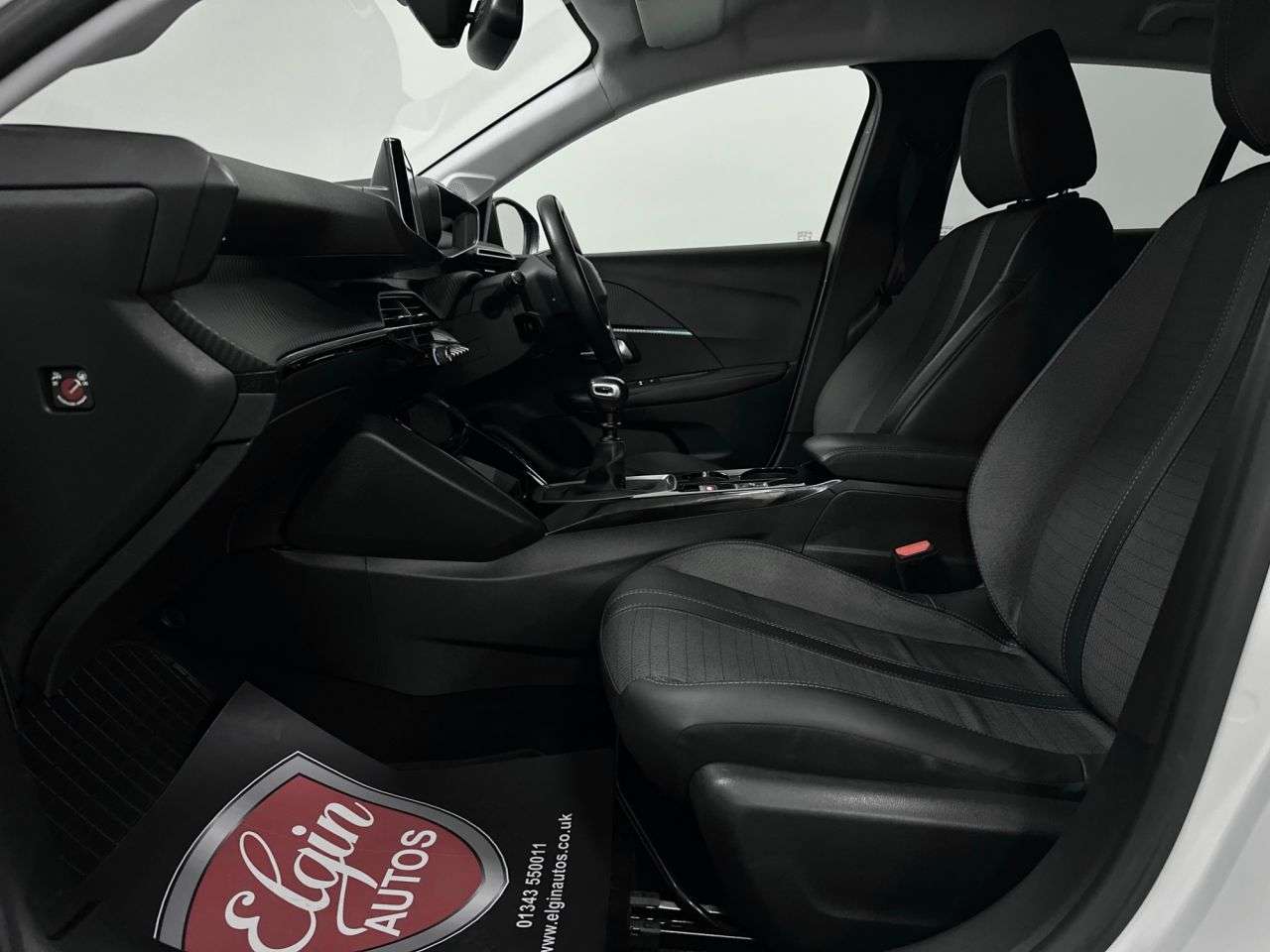 2021 PEUGEOT 208 2021 PEUGEOT 208