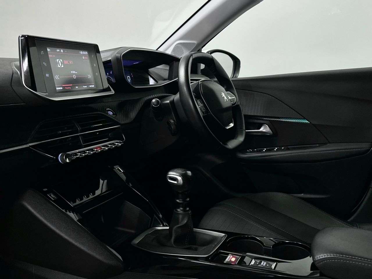 2021 PEUGEOT 208 2021 PEUGEOT 208