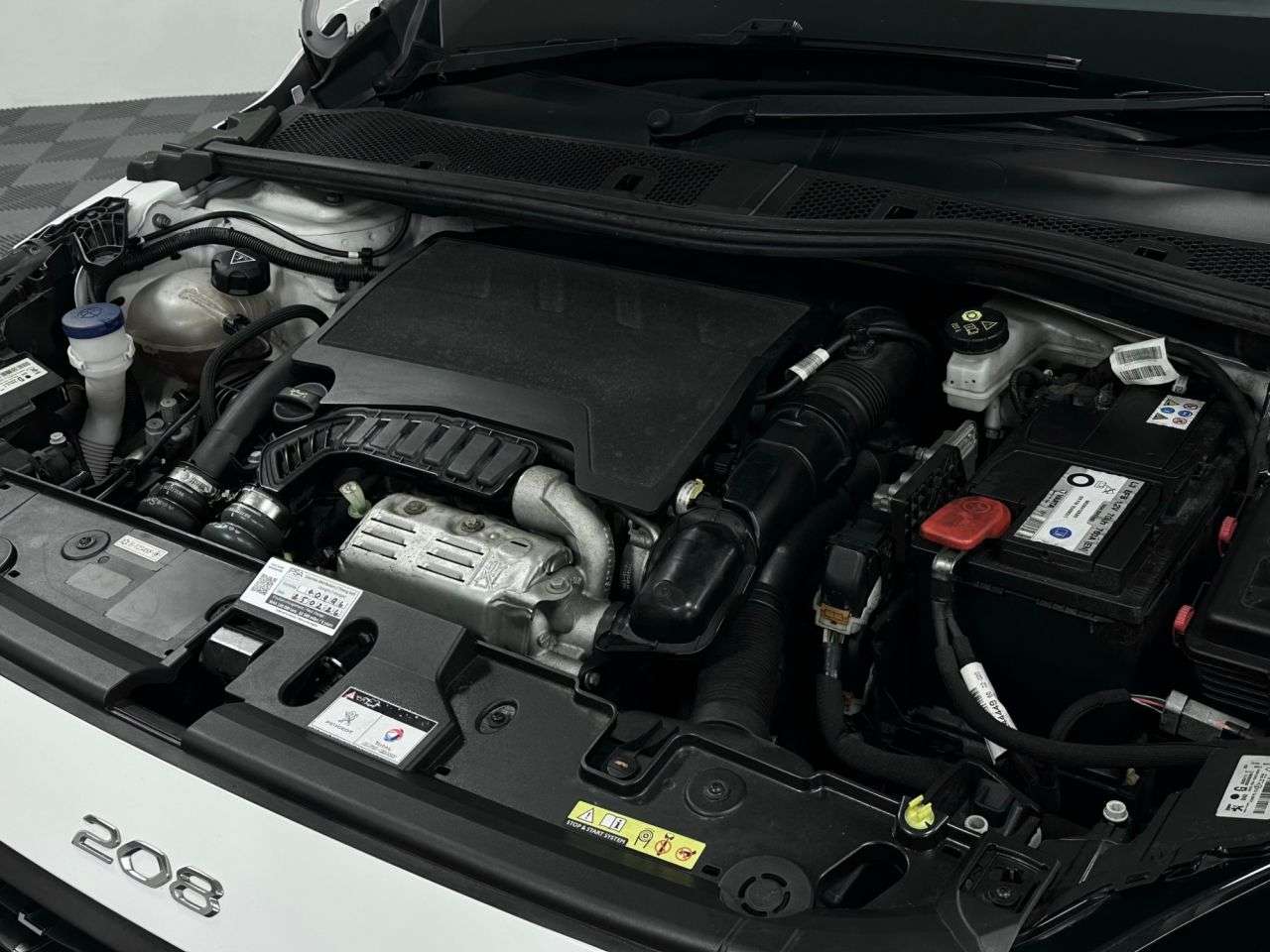 2021 PEUGEOT 208 2021 PEUGEOT 208