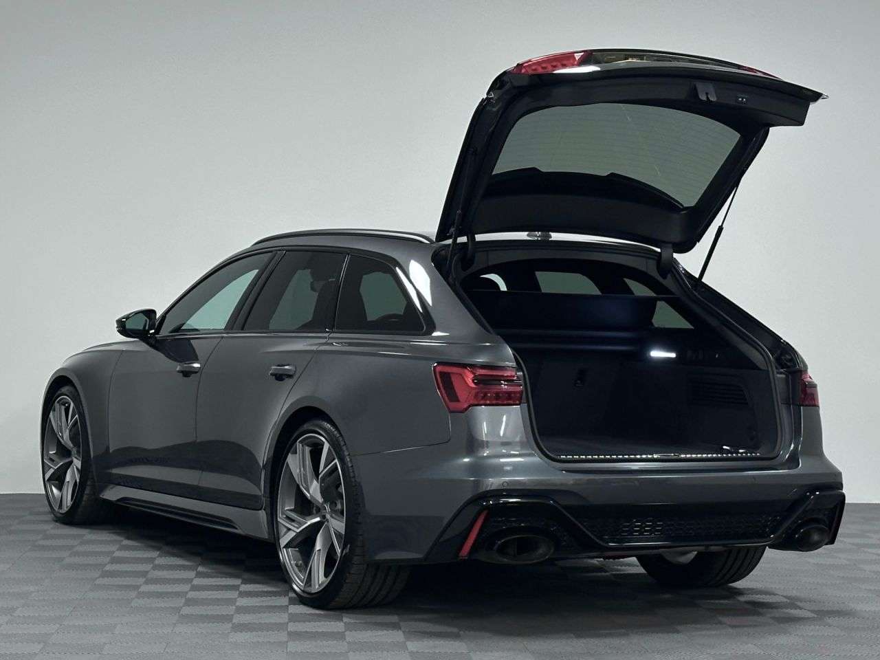 2023 AUDI RS6 AVANT 2023 AUDI RS6 AVANT