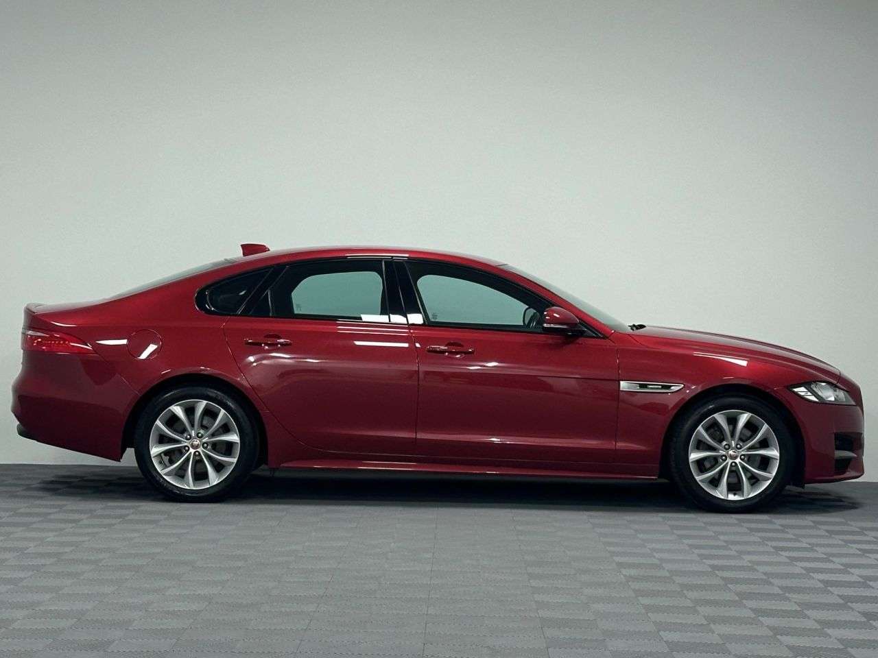 2017 JAGUAR XF 2017 JAGUAR XF