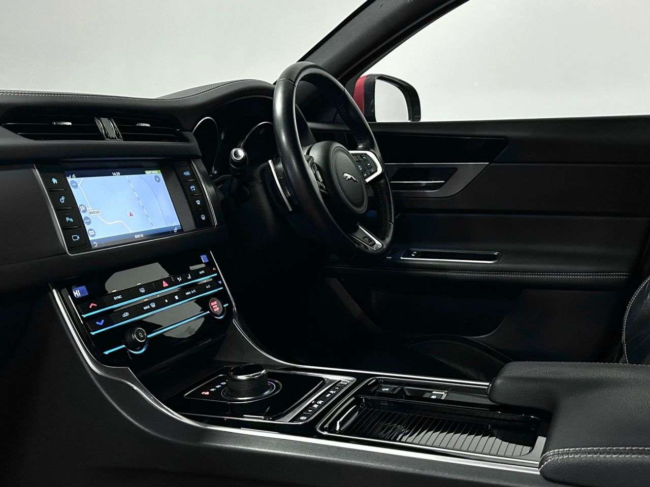 2017 JAGUAR XF 2017 JAGUAR XF