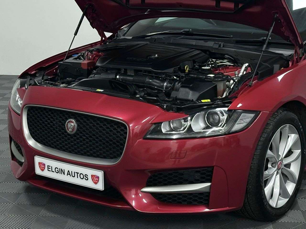 2017 JAGUAR XF 2017 JAGUAR XF