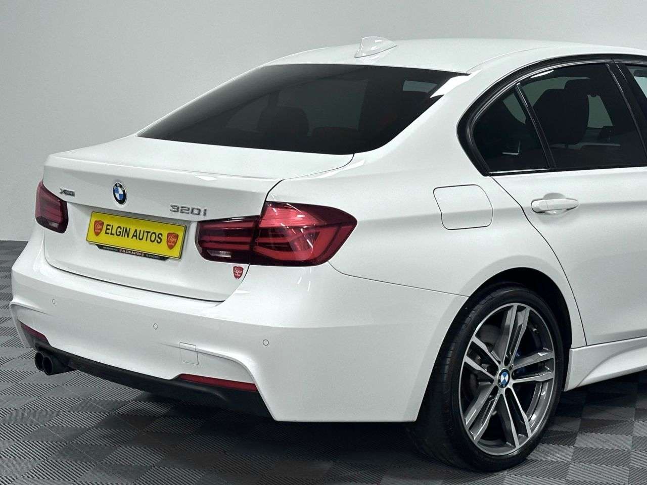 2018 BMW 3 SERIES 2018 BMW 3 SERIES