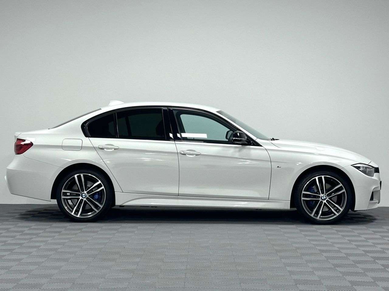 2018 BMW 3 SERIES 2018 BMW 3 SERIES