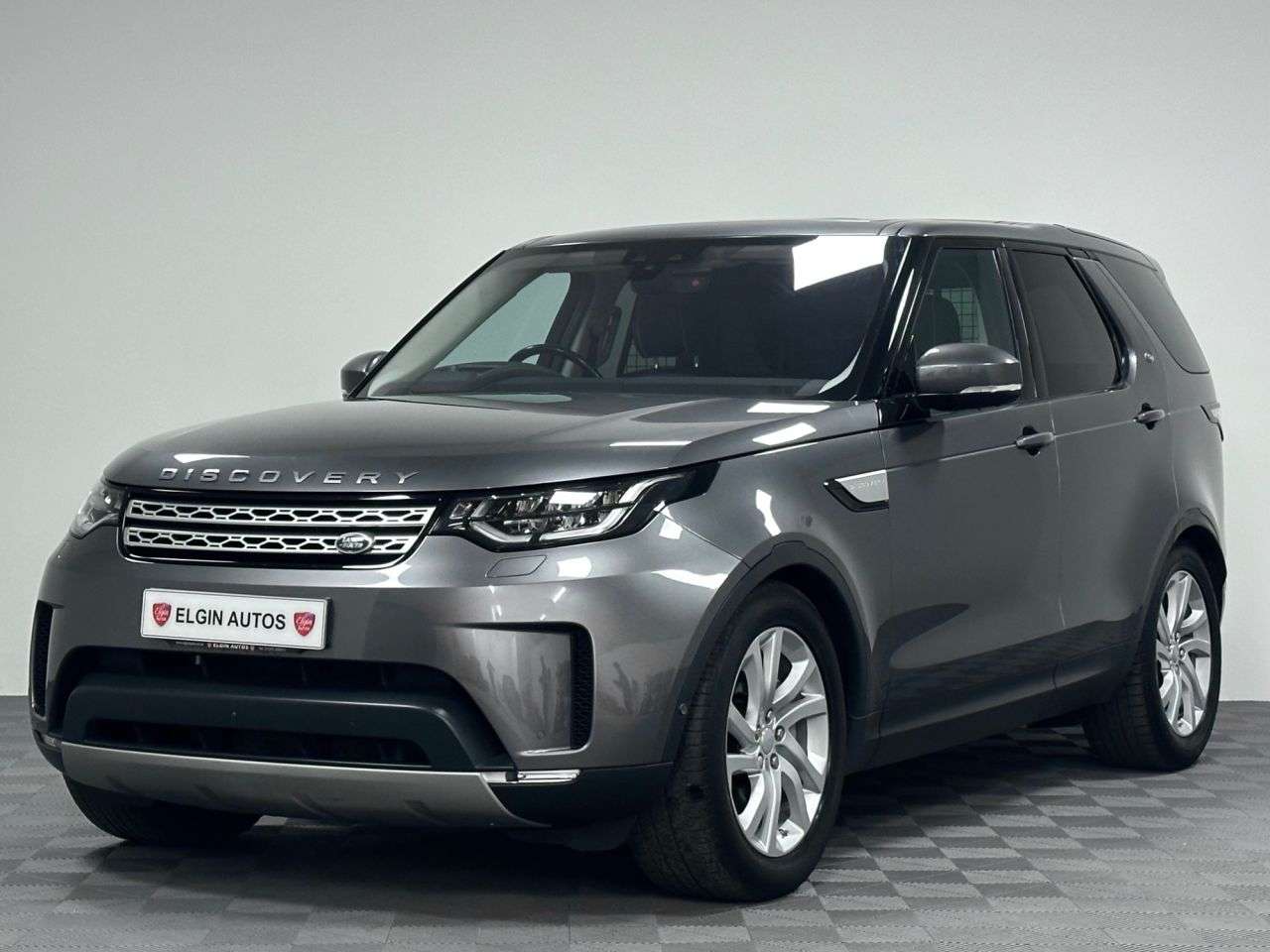 A 2018 LAND ROVER DISCOVERY HSE Commercial 3.0 SDV6 Auto ( 306 bhp ) A 2018 LAND ROVER DISCOVERY HSE Commercial 3.0 SDV6 Auto ( 306 bhp )