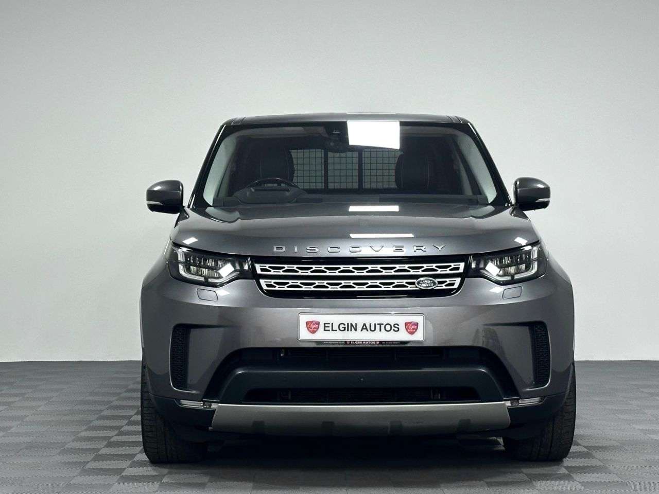 A 2018 LAND ROVER DISCOVERY HSE Commercial 3.0 SDV6 Auto ( 306 bhp ) A 2018 LAND ROVER DISCOVERY HSE Commercial 3.0 SDV6 Auto ( 306 bhp )