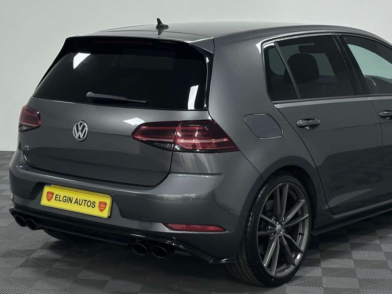 2017 VOLKSWAGEN GOLF 2017 VOLKSWAGEN GOLF