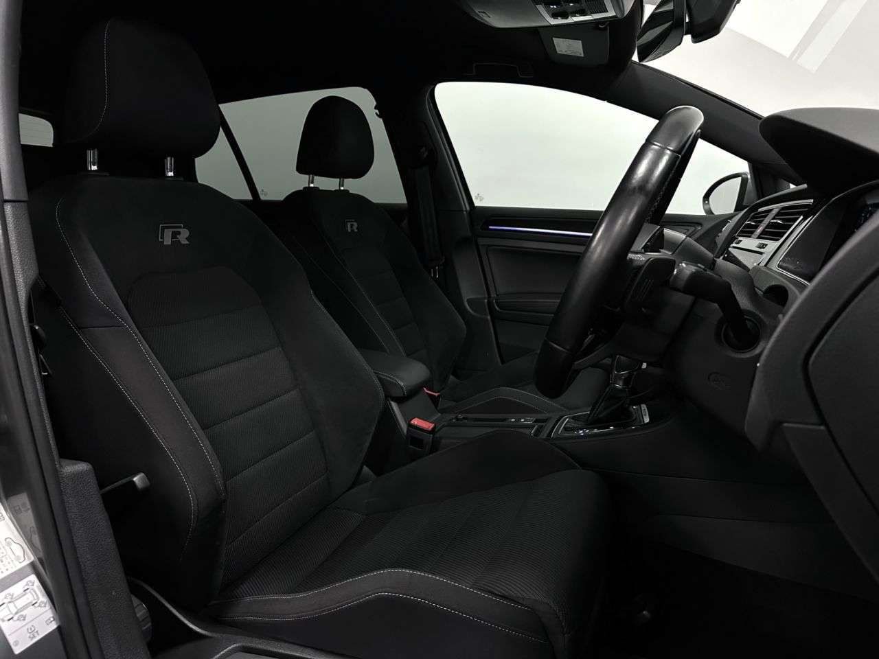 2017 VOLKSWAGEN GOLF 2017 VOLKSWAGEN GOLF